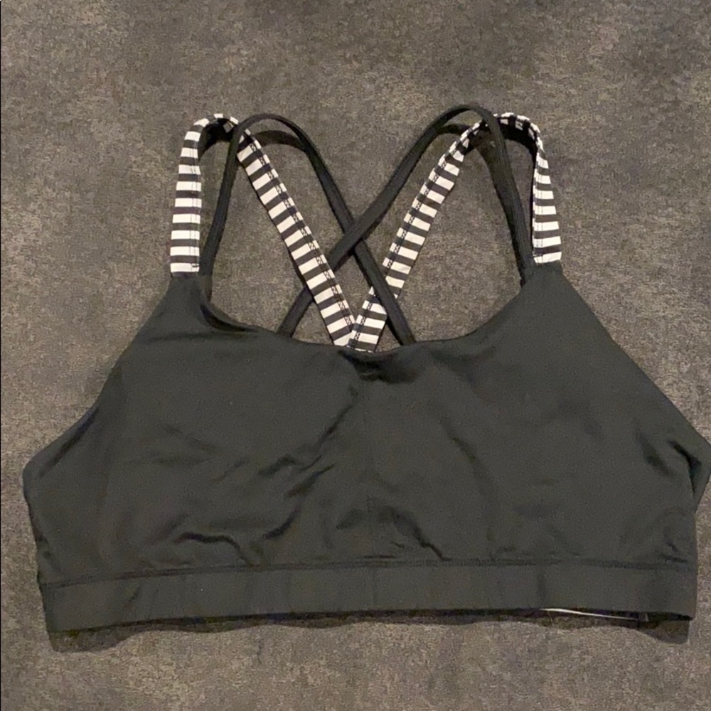 Women’s Sports Bra